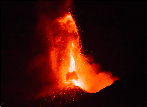 Eruption de l'Etna : Vers un nouveau paroxysme ?